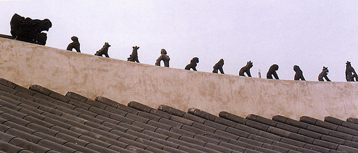 Roof decoration of Korean royal palace