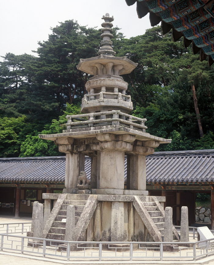 Korean stone pagoda Dabotap