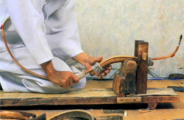 Korean traditional method of bow making