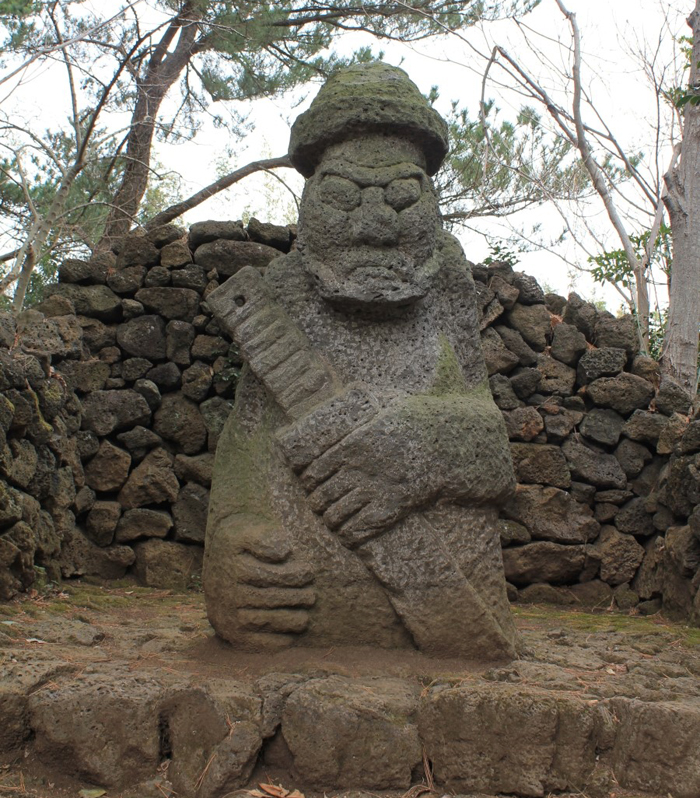 Dol hareubang with large sword