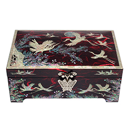 Mother of Pearl Jewelry Box with Red Pine and Cranes