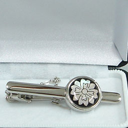 Mother of Pearl Tie Clip Bar with Pear Blossom Design