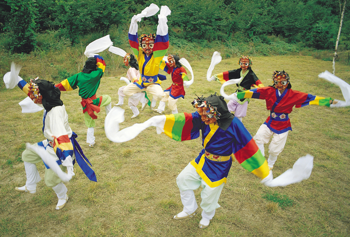 Korean mask dance Bongsan talchum