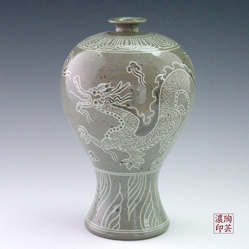 Vase Buncheong Gray w/ Inlaid Lotus