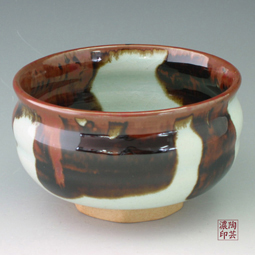 Eosohwan Porcelain Tea Bowl with Brown Design in White
