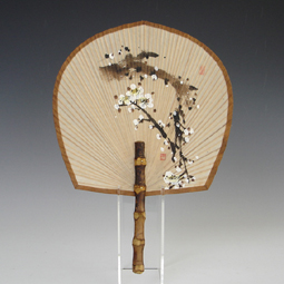 Bamboo Fan with Round Paper White Maewha Painting