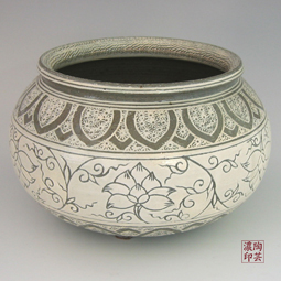 Pottery Ginger Jar with Inlaid Buncheong Lotus Design in White