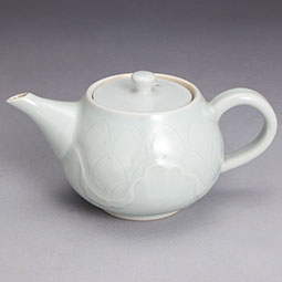 Korean White Porcelain Tea Kettle with Lotus Flower Design