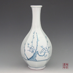 Ceramic Flower Bottle with Octagonal Blue and White Maehwa and Bamboo 